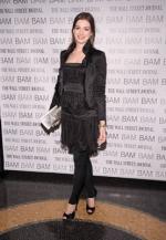 Энн Хэтэуэй: 277x400 / 33 Кб