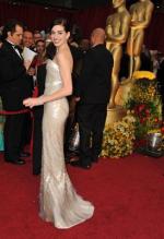 Энн Хэтэуэй: 274x400 / 27 Кб