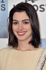 Энн Хэтэуэй: 266x400 / 20 Кб