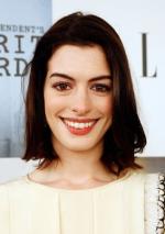 Энн Хэтэуэй: 283x400 / 20 Кб