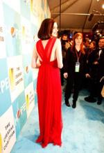 Энн Хэтэуэй: 275x400 / 27 Кб