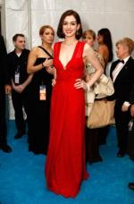 Энн Хэтэуэй: 264x400 / 23 Кб