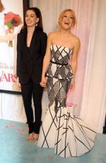 Энн Хэтэуэй: 263x400 / 27 Кб