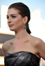 Энн Хэтэуэй: 272x400 / 18 Кб