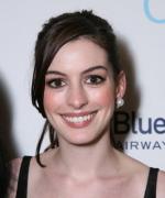 Энн Хэтэуэй: 334x400 / 23 Кб