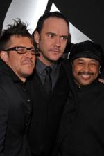 Дейв Мэттьюз: 266x400 / 17 Кб