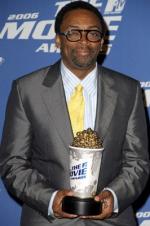 Спайк Ли: 266x400 / 27 Кб