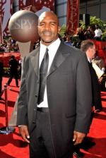 Эвандер Холлифилд: 268x400 / 30 Кб