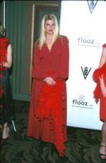 Керсти Элли: 261x400 / 19 Кб