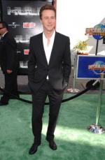 Эдвард Нортон: 263x400 / 24 Кб