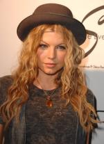 Ферги Дюамель: 291x400 / 28 Кб