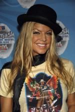 Ферги Дюамель: 402x600 / 62 Кб