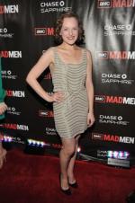 Элизабет Мосс: 266x400 / 29 Кб