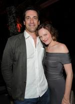 Элизабет Мосс: 1473x2048 / 345 Кб