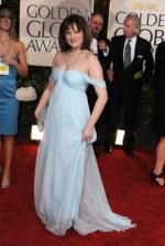 Элизабет Мосс: 270x400 / 26 Кб