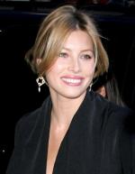 Джессика Бил: 311x400 / 21 Кб