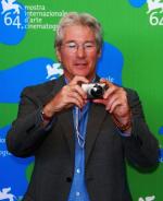 Ричард Гир: 327x400 / 29 Кб