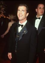 Мэл Гибсон: 468x658 / 34 Кб