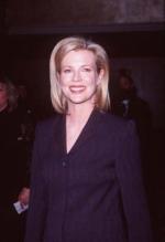 Ким Бейсингер: 274x400 / 12 Кб