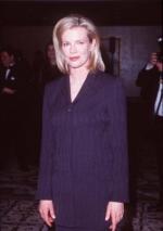 Ким Бейсингер: 283x400 / 15 Кб