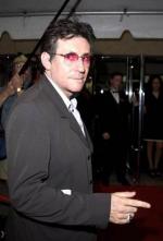 Гэбриел Бирн: 272x400 / 18 Кб