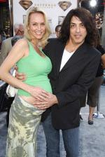 Пол Стэнли: 268x400 / 33 Кб