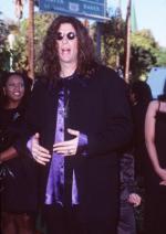 Говард Стерн: 284x400 / 25 Кб