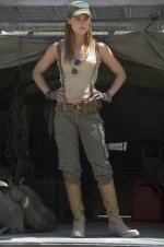 Эли Лартер: 1361x2048 / 289 Кб