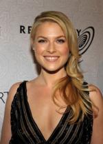 Эли Лартер: 288x400 / 26 Кб