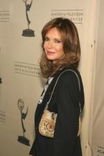 Жаклин Смит: 267x400 / 19 Кб