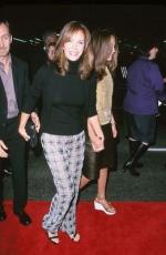 Жаклин Смит: 261x400 / 23 Кб