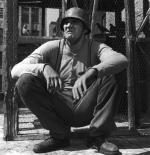 Кеннет Марс: 1983x2048 / 620 Кб