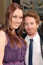 Сет Грин: 267x400 / 27 Кб