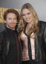 Сет Грин: 285x400 / 23 Кб