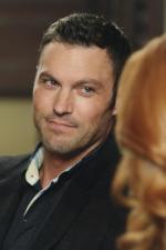 Брайан Остин Грин: 427x640 / 30 Кб