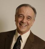 John Lizzi: 1916x2048 / 421 Кб