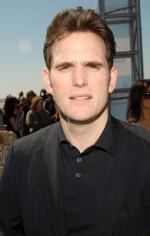 Мэтт Диллон: 255x400 / 19 Кб