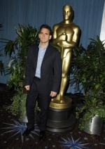 Мэтт Диллон: 284x400 / 31 Кб