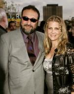 Джоэл Силвер: 317x400 / 34 Кб