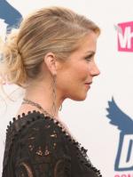 Кристина Эпплгейт: 302x400 / 24 Кб