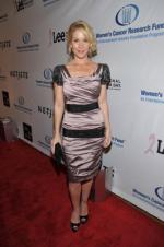 Кристина Эпплгейт: 266x400 / 22 Кб