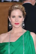 Кристина Эпплгейт: 266x400 / 20 Кб