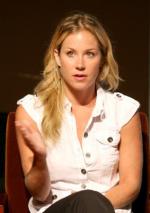 Кристина Эпплгейт: 283x400 / 23 Кб