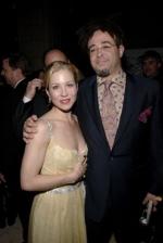 Кристина Эпплгейт: 269x400 / 19 Кб