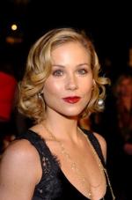 Кристина Эпплгейт: 265x400 / 21 Кб