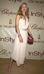 Кристина Эпплгейт: 240x400 / 22 Кб