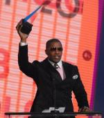 Джейми Фокс: 352x400 / 29 Кб