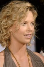 Шарлиз Терон: 266x400 / 26 Кб