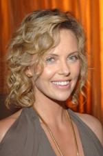 Шарлиз Терон: 266x400 / 25 Кб