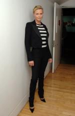 Шарлиз Терон: 259x400 / 16 Кб